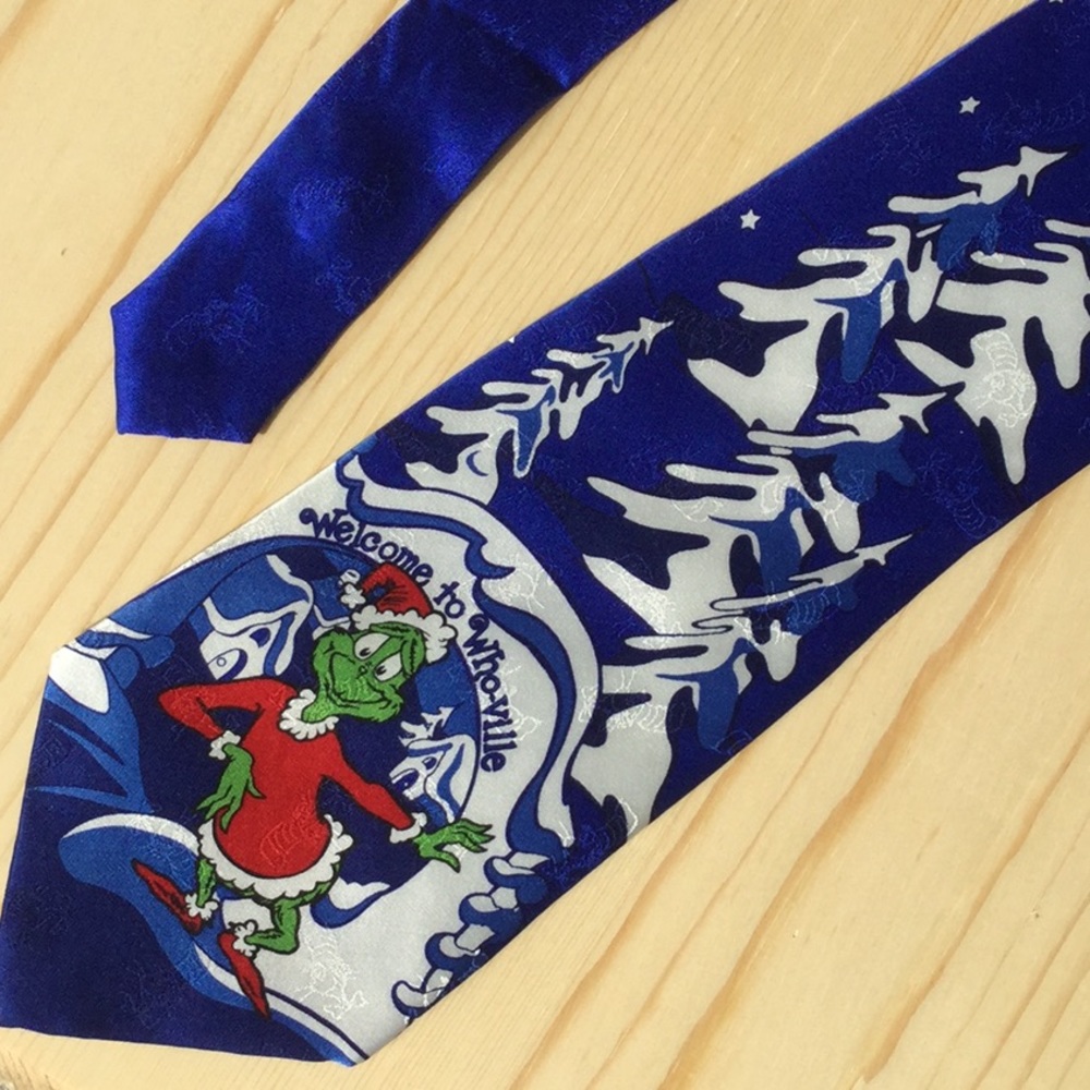 🎄🎄Christmas Grinch “Welcome to Who-ville” Christmas Tie